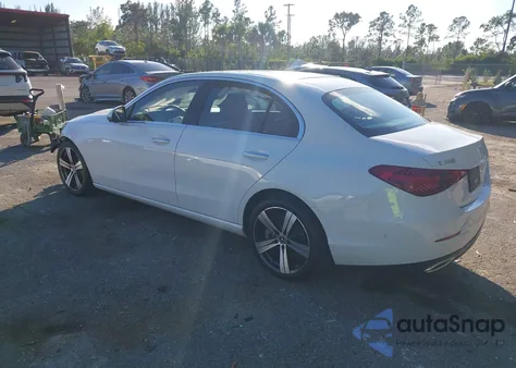 2024 Mercedes-Benz C 300 z USA, uszkodzony, nr VIN W1KAF4HB7RR186151